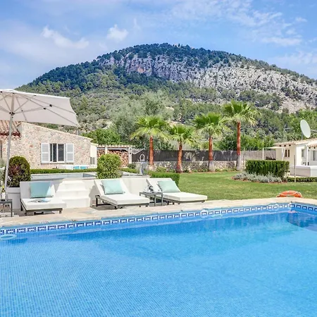 Majoran Family Villa With Pools And Jacuzzi In Pollenca 別荘 ポレンサ